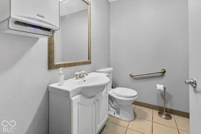 2123 Memorial Drive, New Castle - 19