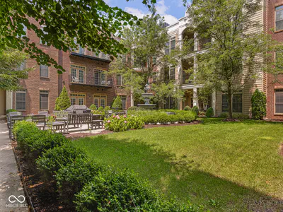 450 Ohio Street, Indianapolis - 11