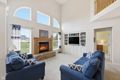 7851 Friends Creek, Avon