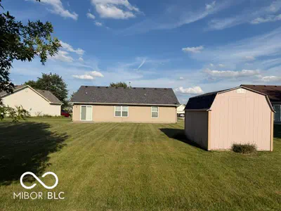1096 Bumblebee Way, Greenfield - 16