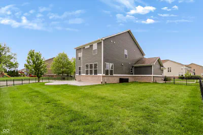 10511 Cleary Trace Drive, Fishers - 48