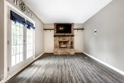 8633 Fox Ridge Lane, Indianapolis - 5