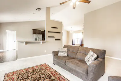 13848 Fieldcrest Drive, McCordsville - 12