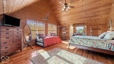 11773 W County Road 275 Road N, West Baden Springs - 32