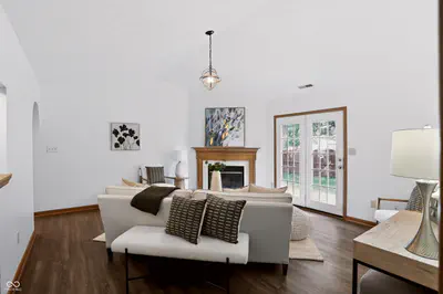 10680 Ashview Drive, Fishers - 11