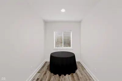 927 Racetime Road, Westfield - 98