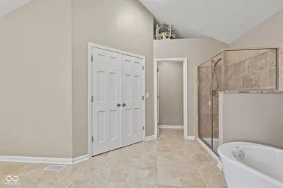 12619 Doe Lane, Indianapolis - 35