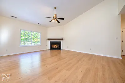 1142 Crestwood Drive, Greenwood - 9