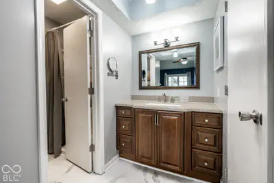7901 Hampton Place, Fishers - 12