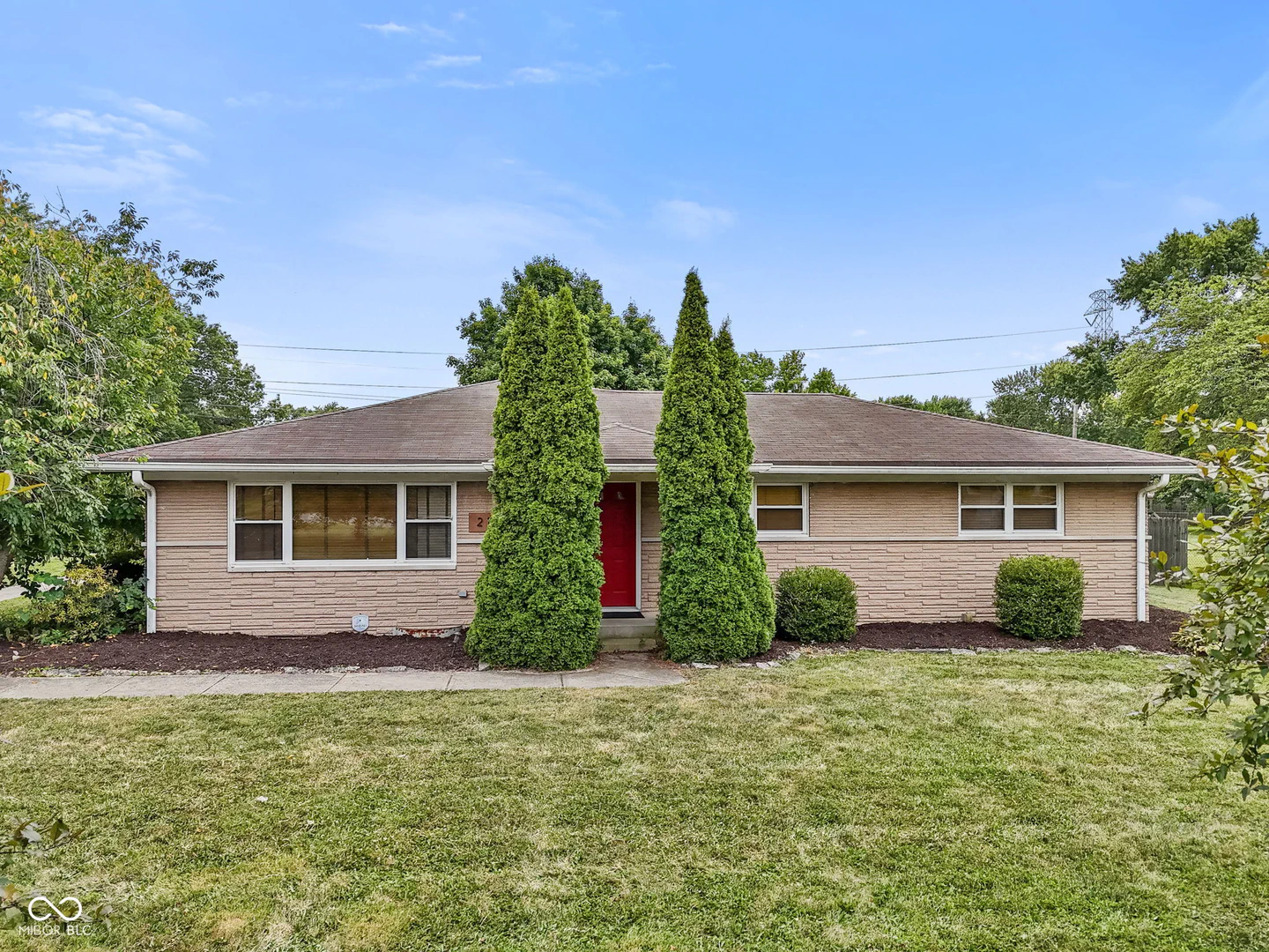 217 Woodhill Drive, Indianapolis