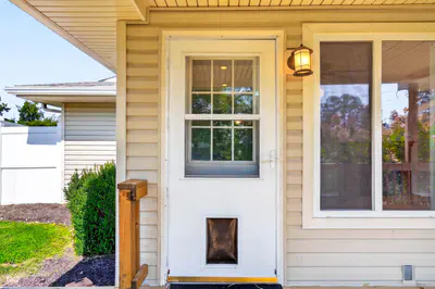 2846 Hillside Drive, Bedford - 49