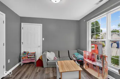 10537 Simsbury Court, Indianapolis - 18