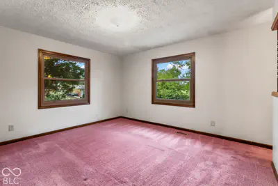 2448 S Sunrise Drive, New Palestine - 39