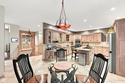 4664 Fox Moor Lane, Greenwood - 12