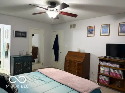 927 Ardsley Drive, Indianapolis - 10