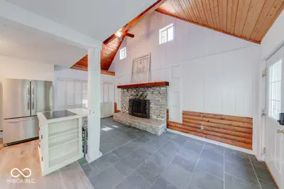 621 W Hemphill Drive, Nineveh - 10