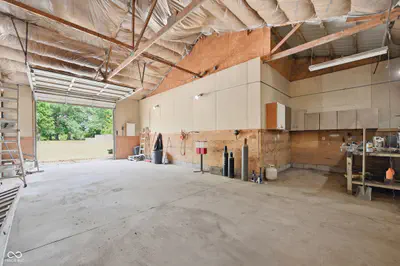 9725 E 46th Street, Indianapolis - 37