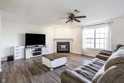 1598 Kingen Drive, Greenfield - 13
