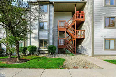 8158 Shorewalk Drive, Indianapolis - 40