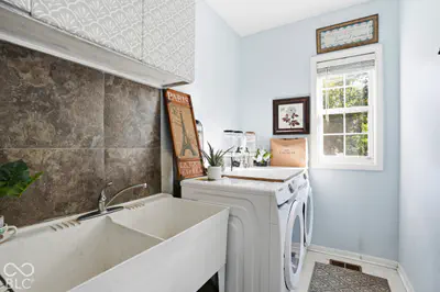 5889 Pebblestream Drive, Carmel - 19