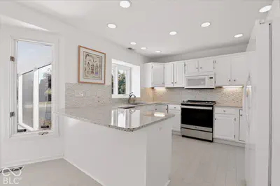 11709 Whisper Bay Court, Carmel - 25