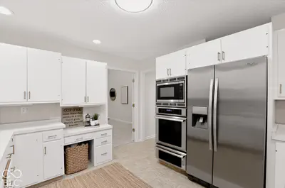 4657 Aldersgate Drive, Carmel - 16