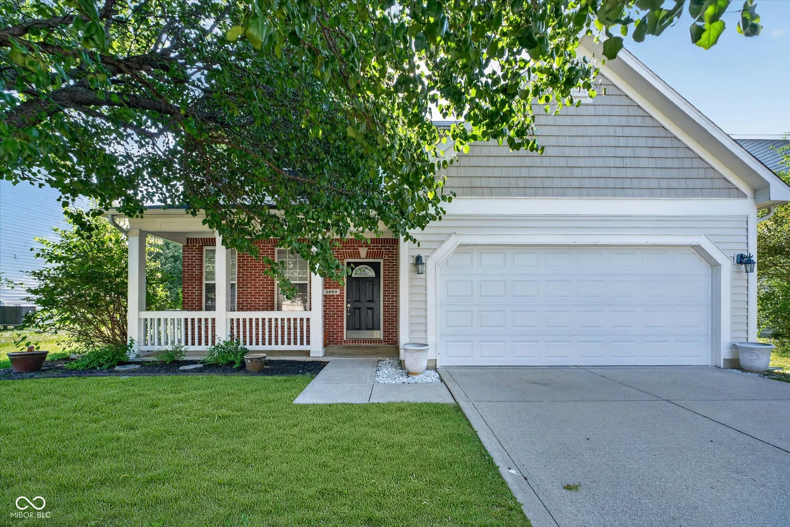 5889 Monticello Square Lane, Indianapolis