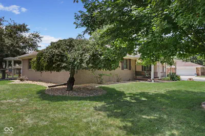 885 Broadway North Drive, Plainfield - 19