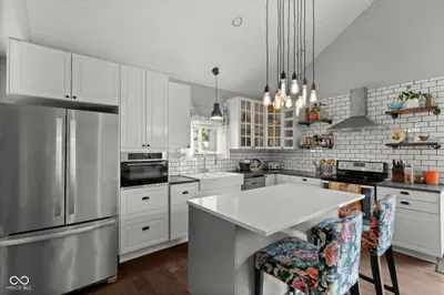 736 Lincoln Street, Indianapolis - 18
