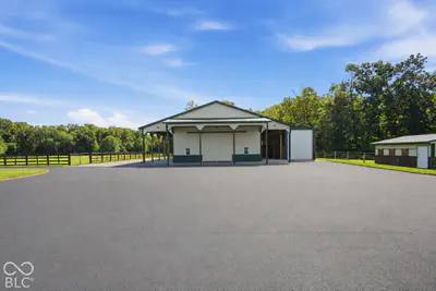 7813 W 50 S, Morgantown - 56