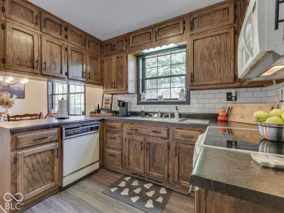 5451 N 625 W, Bargersville - 21