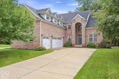 7545 Abundance Lane, Avon