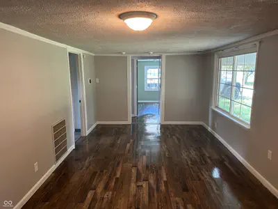 569 Parker Street, Whiteland - 2