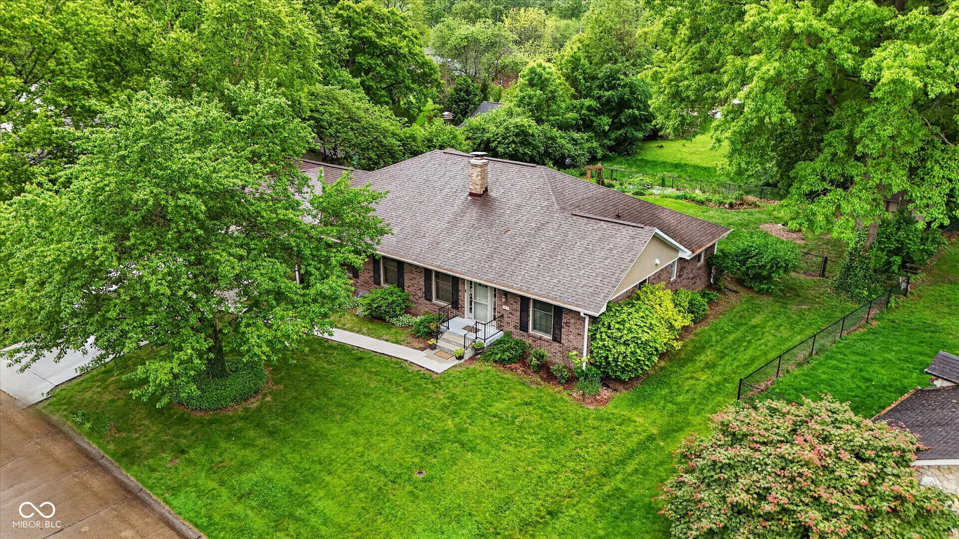 1915 Winding Ridge Avenue, Indianapolis