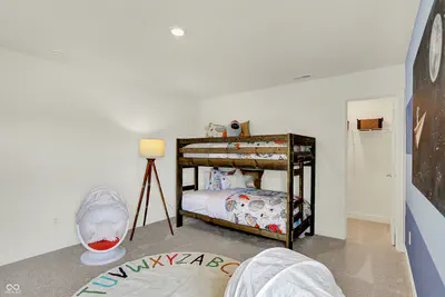 1555 Pine Circle, Franklin - 47