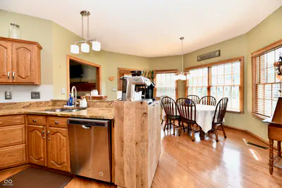 355 Connecticut Circle, Indianapolis - 11