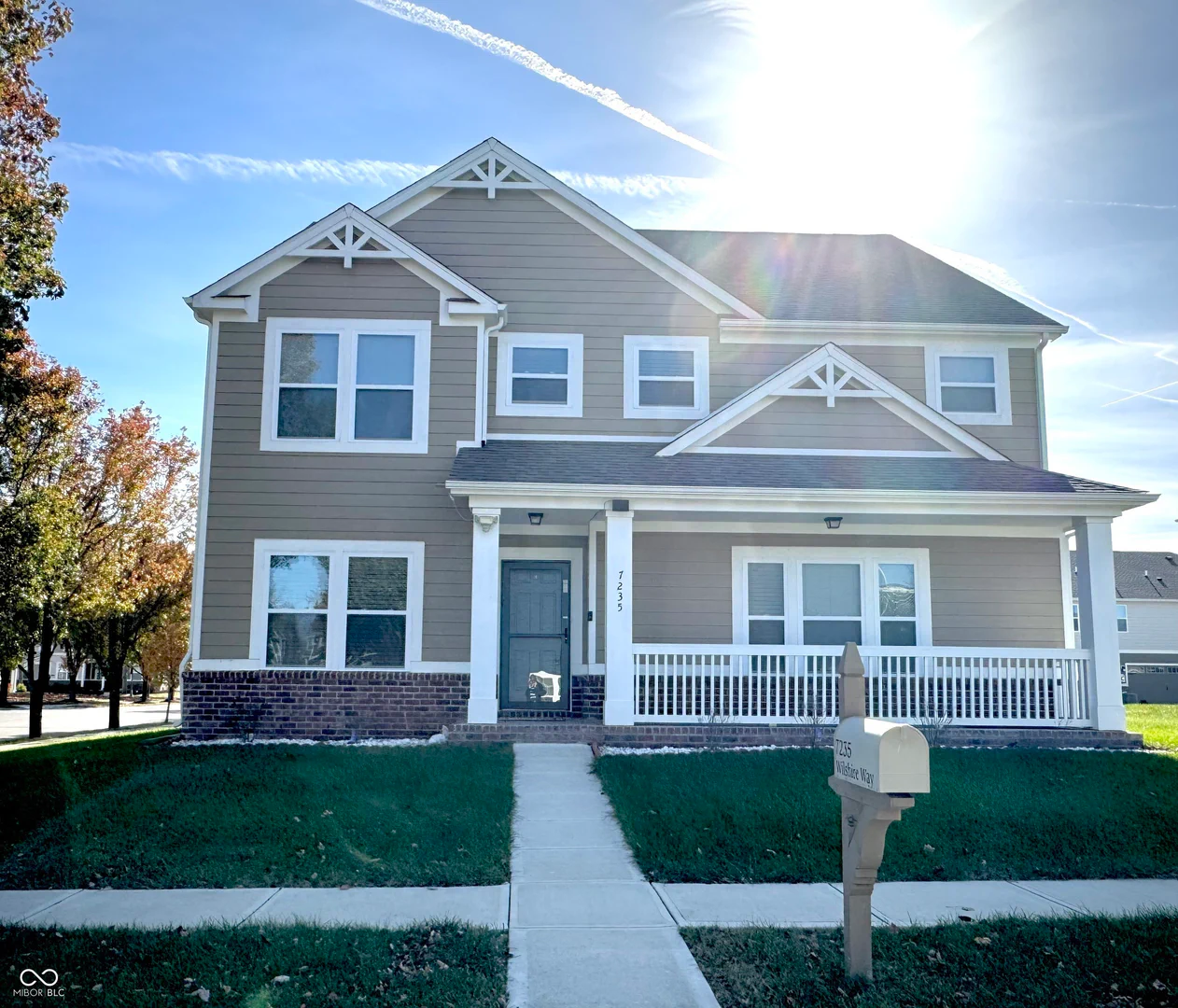 7235 Wilshire Way, Avon