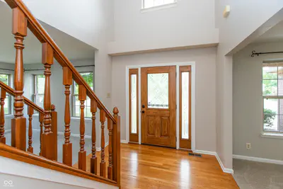 10517 Greenway Drive, Fishers - 3