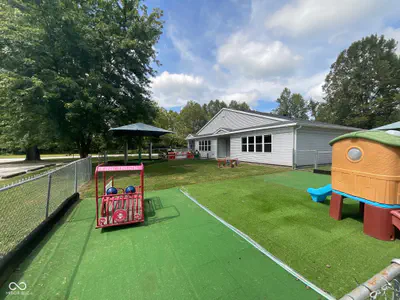 911 Hillside Avenue, Spencer - 19