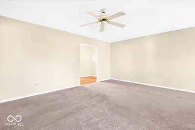 528 Hunters Drive, Carmel - 22