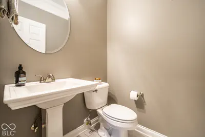 8156 Heyward Drive, Indianapolis - 32