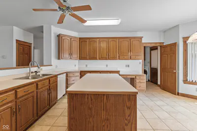 505 Kelly Drive, Brownstown - 12