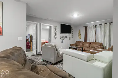 7349 Parkstay, Camby - 8