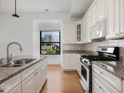 350 N Meridian #303, Indianapolis - 10