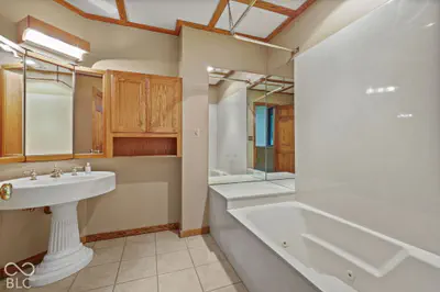1960 E Ely Court, Martinsville - 48