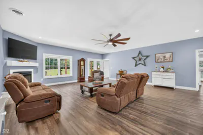9248 State Road 256, Austin - 27