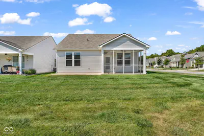 4727 Lilac Drive, Plainfield - 28