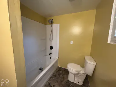 411 Spencer Drive, Alexandria - 12
