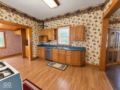 719 Franklin Street, Greensburg - 14