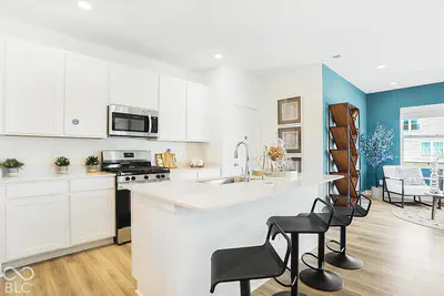 8569 Moyers Street East, Fortville - 18
